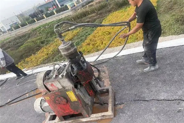 北京马路面下沉注浆加固